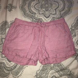 Vineyard vines striped shorts
